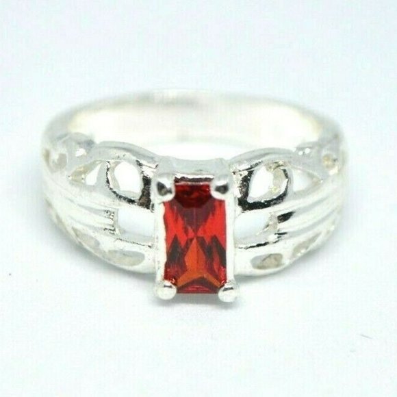 Unbranded Jewelry - Red Glass Rhinestone Silver Tone Open Work Band 8